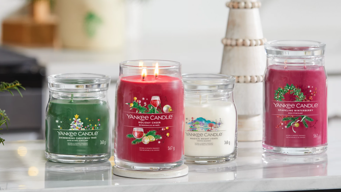 SHIMMERING CHRISTMAS TREE -Signature - Yankee Candle- Giara Media - NATALE