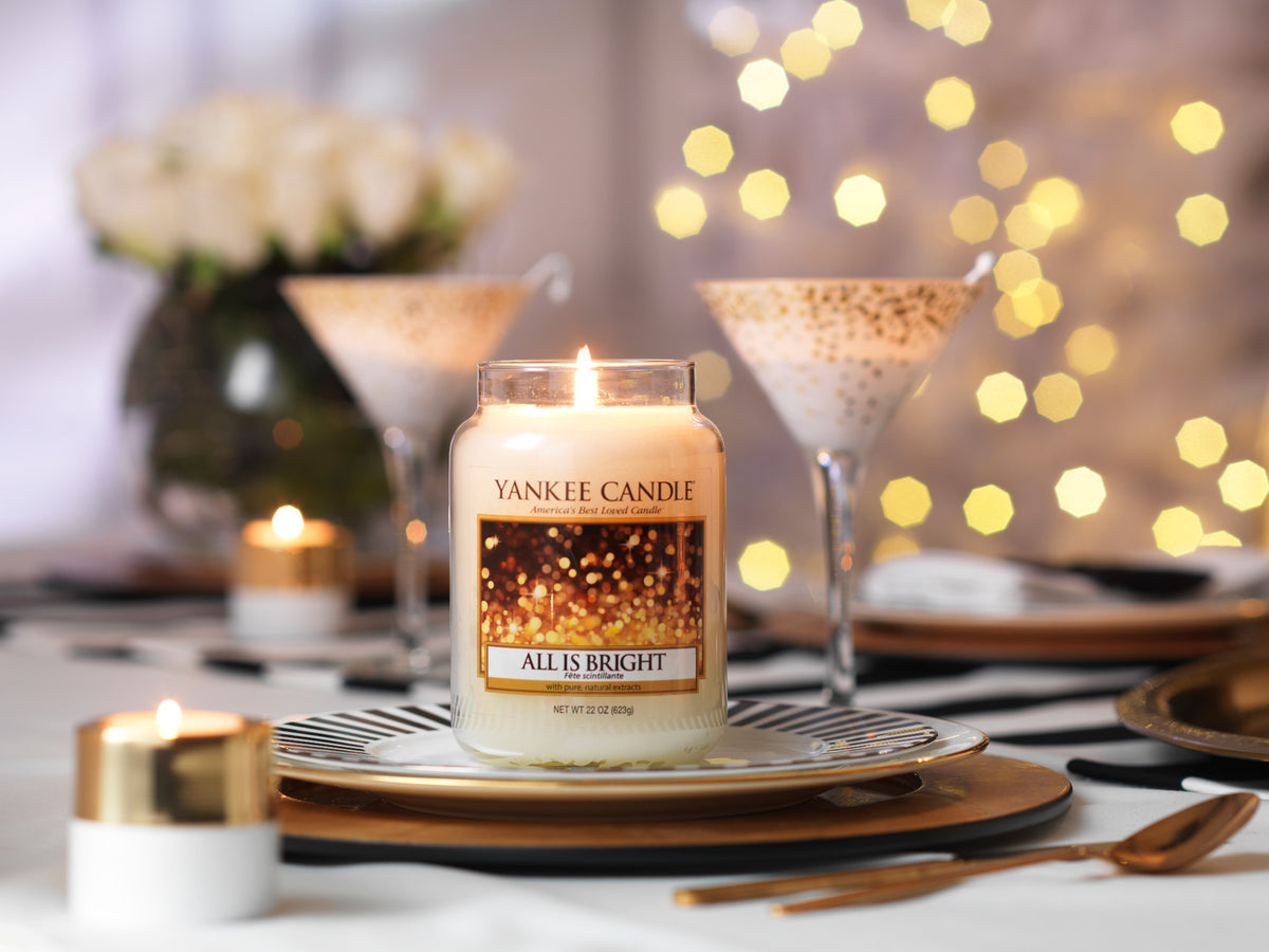 ALL IS BRIGHT -Yankee Candle- Giara Media – Candle With Care