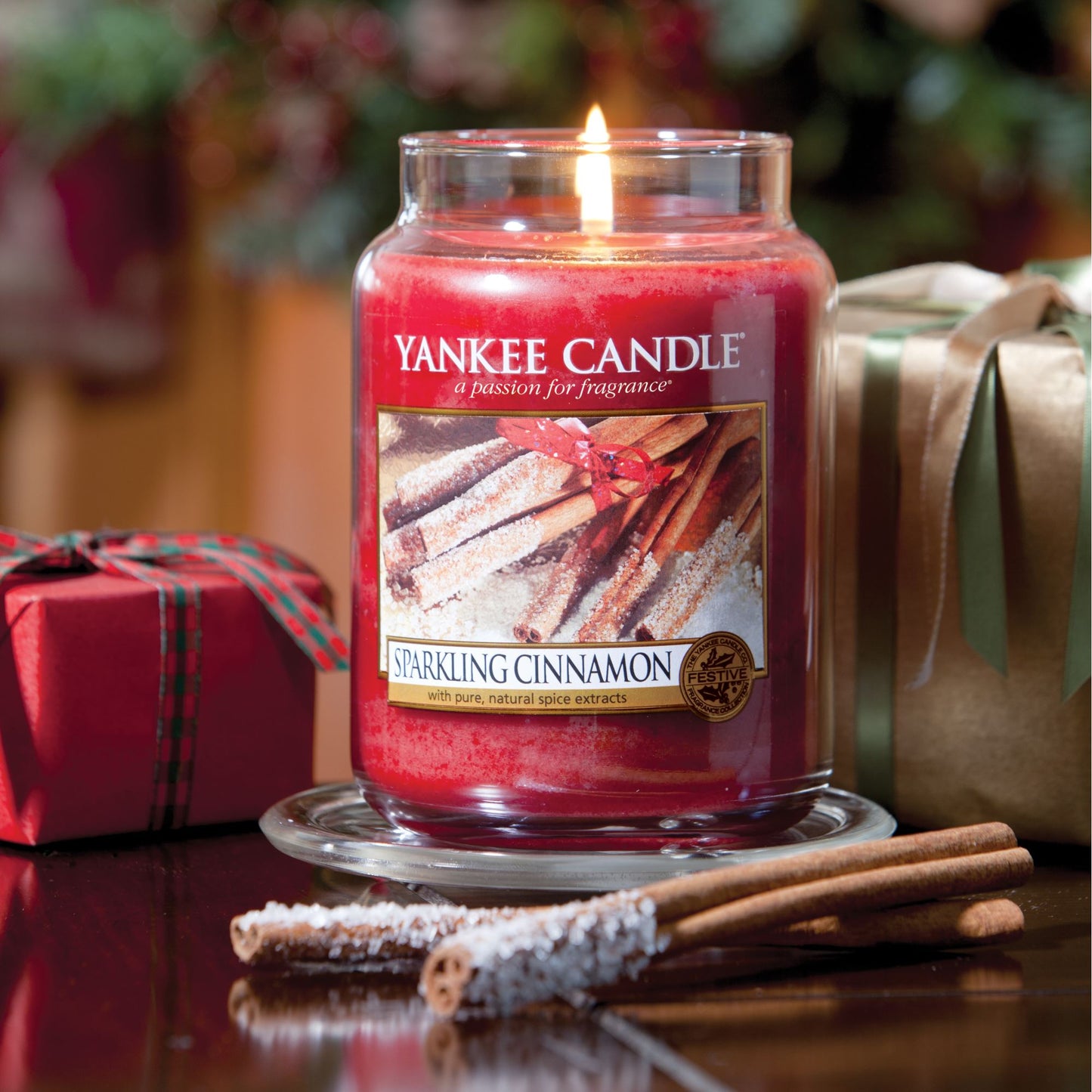 SPARKLING CINNAMON -Yankee Candle- Car Jar