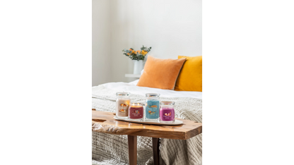 AUTUMN DAYDREAM -Yankee Candle- Giara Media - SIGNATURE - DAYDREAMING OF AUTUMN