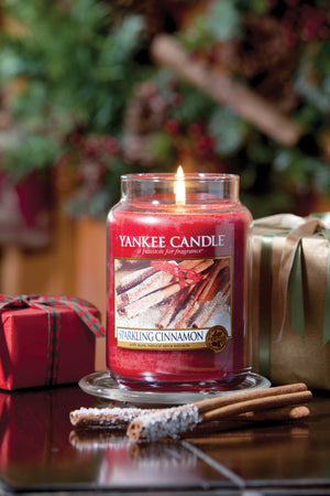 SPARKLING CINNAMON -Yankee Candle- Giara Media – Candle With Care