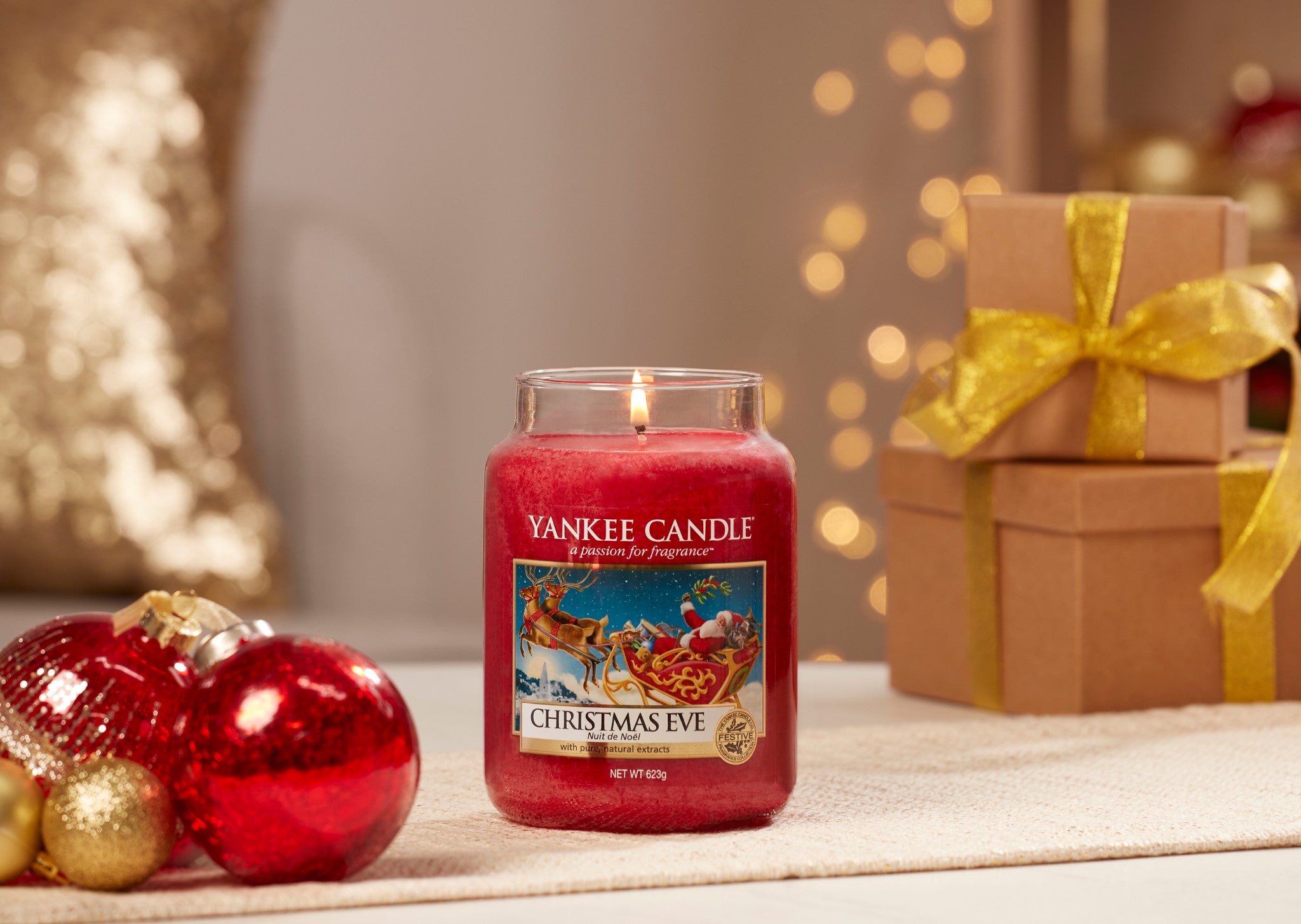 Yankee Candle Candela profumata in giara piccola, Cioccolata calda di  Natale